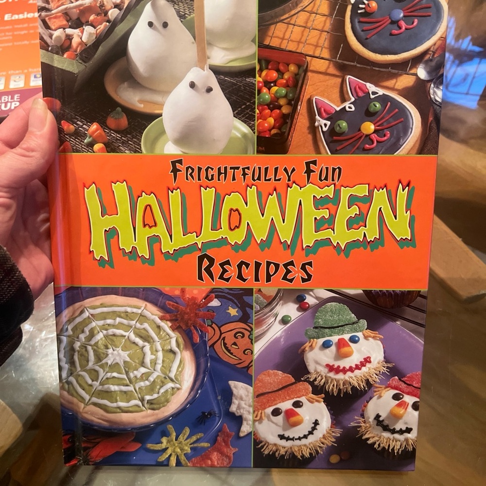 Frightfully Fun Halloween Recipes Book